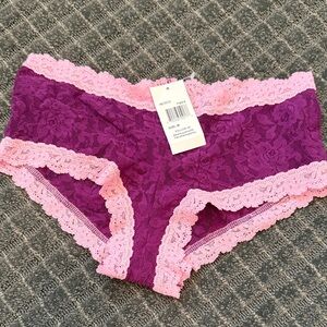 Hanky Panky Lace Boyshorts in Deep Magenta with Light Pink Trim